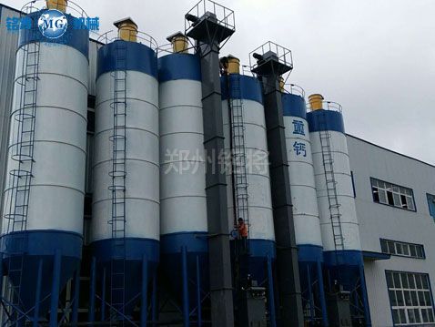 原料儲(chǔ)存裝置 原料儲(chǔ)存裝置