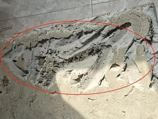 砂漿不飽滿竟會造成瓷磚空鼓? 砂漿不飽滿竟會造成瓷磚空鼓?